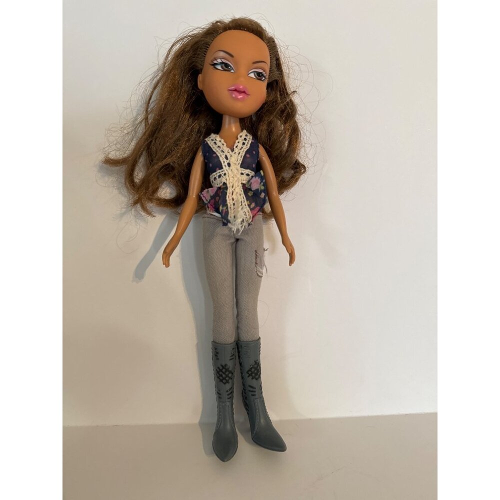 Original 2012 HTF RARE Yasmin Bratz Trend It! Doll MGA Entertainment
